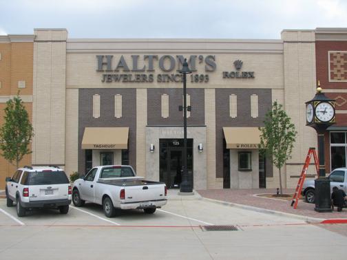 Custom LED signs Dallas | Custom Signs Dallas | Hancock Custom Signs | Haltom's Jewelers